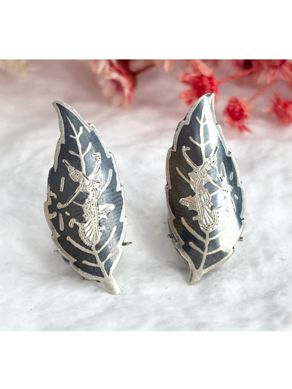 Siam Sterling Clip On Leaf Nielloware Vintage Ramasoon Thai Made 925 Earrings